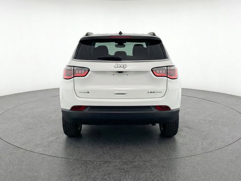 Used 2025 Jeep Compass Limited AWD/4WD image 7