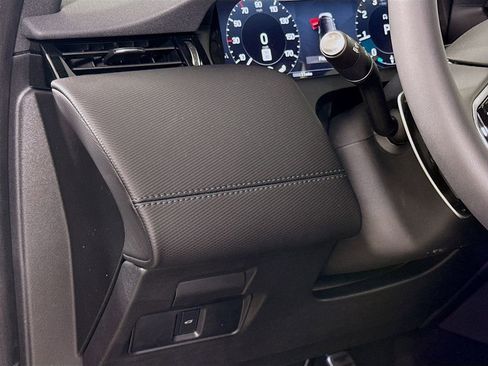 New 2026 Land Rover Discovery Sport Landmark AWD/4WD image 10