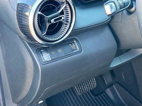 New 2026 Chevrolet Equinox LT w/ Convenience Package II image 30