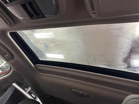 Used 2024 Subaru Crosstrek 2.0i Premium image 22