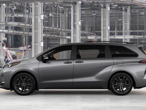 New 2026 Toyota Sienna XSE FWD image 4