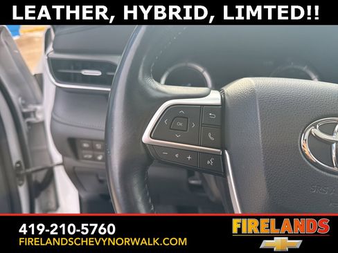 Used 2022 Toyota Highlander Limited image 11
