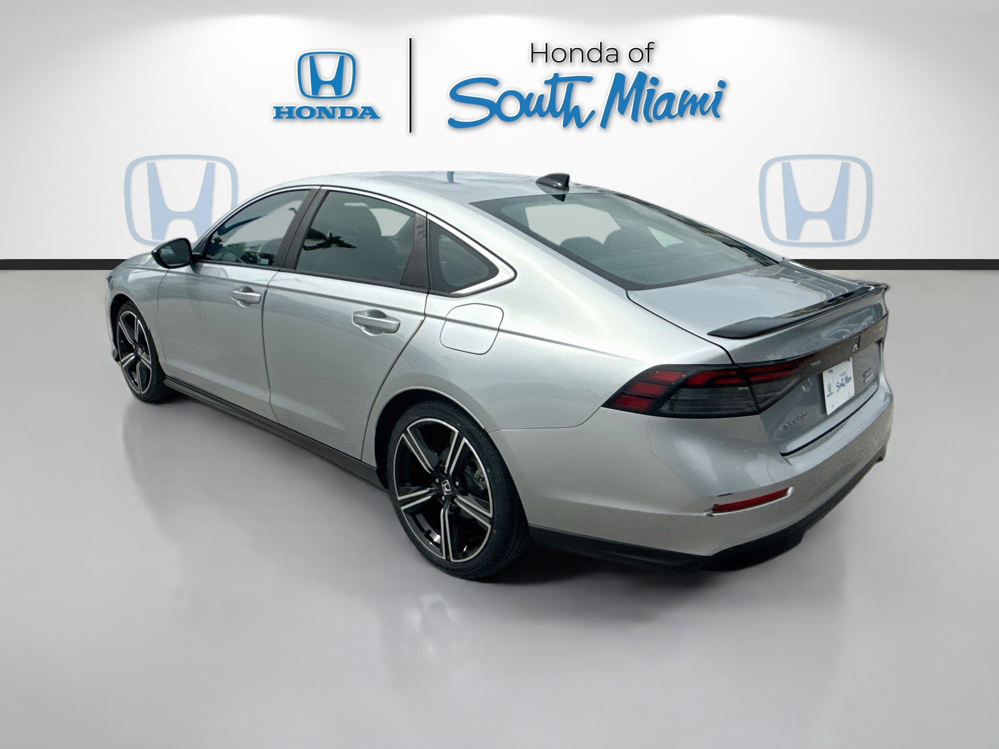 Used 2024 Honda Accord Sport image 5