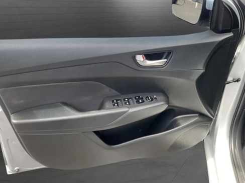 Used 2018 Hyundai Accent SEL FWD image 12