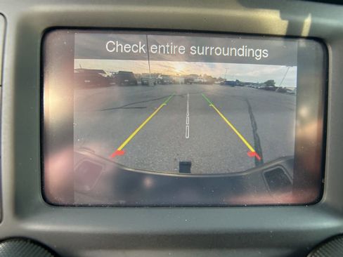 Used 2021 Jeep Gladiator Sport image 16