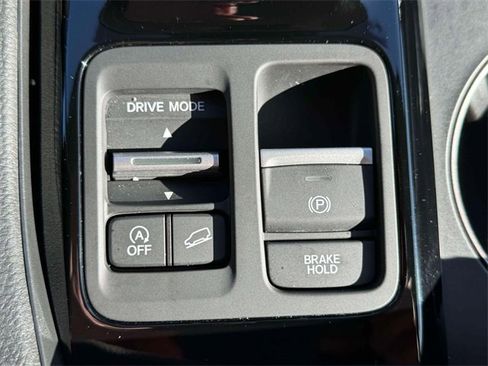 Used 2024 Honda Pilot EX-L image 30