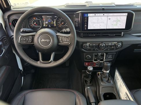 New 2026 Jeep Wrangler Unlimited Rubicon AWD/4WD image 10