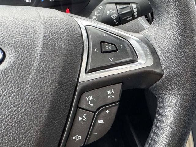 Used 2022 Ford Edge Titanium AWD/4WD image 23
