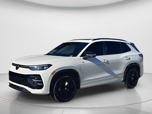 New 2026 Volkswagen Tiguan SE R-Line image 4