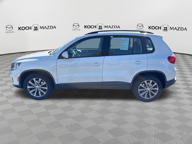 Used 2018 Volkswagen Tiguan Limited w/ Premium Package AWD/4WD image 4