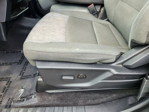 Used 2023 Ford F150 XLT image 27