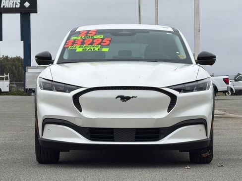 Used 2025 Ford Mustang Mach-E Select RWD image 9