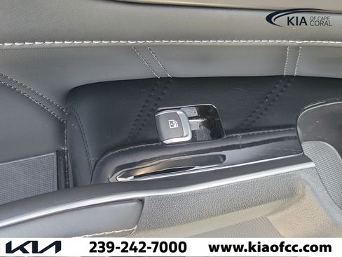 Used 2021 Kia Sorento SX AWD/4WD image 15