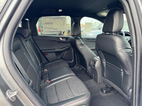 New 2026 Ford Escape ST-Line w/ Cold Weather Package image 5