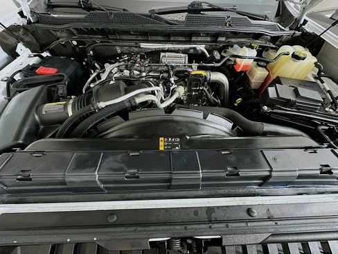 Used 2022 Chevrolet Silverado 2500 LTZ w/ LTZ Plus Package AWD/4WD image 30