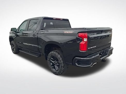 Used 2019 Chevrolet Silverado 1500 Custom Trail Boss w/ Custom Convenience Package AWD/4WD image 6
