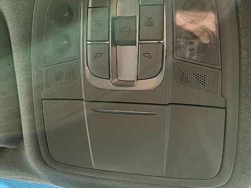 Used 2020 Hyundai Santa Fe Limited w/ Cargo Package image 12