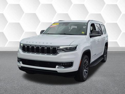 Certified 2024 Jeep Wagoneer 4WD w/ Premium Group I image 7