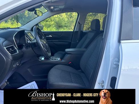 Used 2022 Chevrolet Equinox LT AWD/4WD image 9