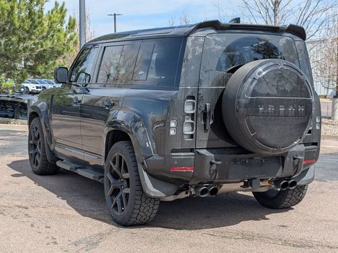 Used 2024 Land Rover Defender 110 V8 AWD/4WD image 5