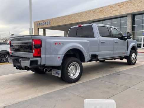 New 2026 Ford F450 Platinum w/ FX4 Off-Road Package image 30