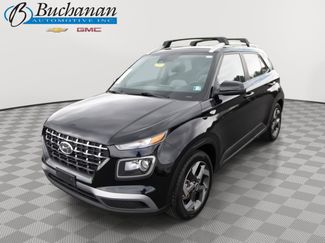Used 2023 Hyundai Venue SEL FWD video 1