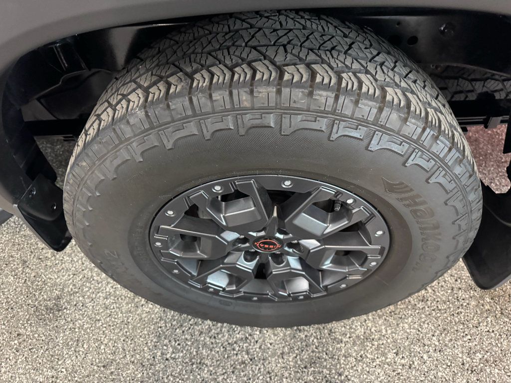 Used 2023 Nissan Frontier Pro-X w/ Pro-X Premium Package RWD image 14