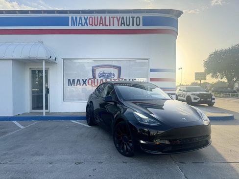 Used 2022 Tesla Model Y Performance AWD/4WD image 15