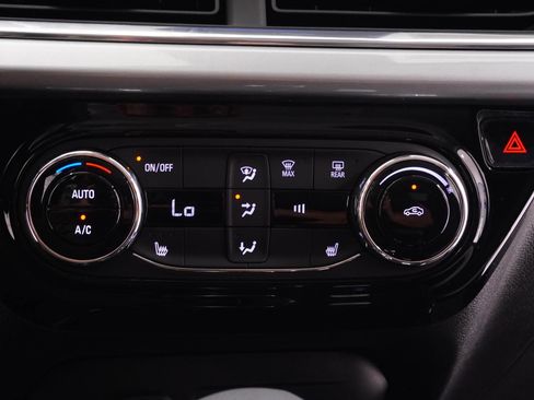 New 2026 Chevrolet Trax LT image 25