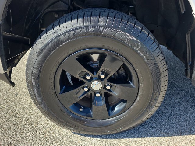 Used 2018 RAM 1500 Tradesman w/ Popular Equipment Group AWD/4WD image 17