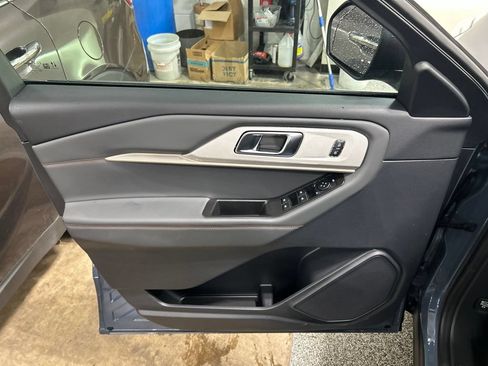 New 2027 Ford Explorer Active AWD/4WD image 14