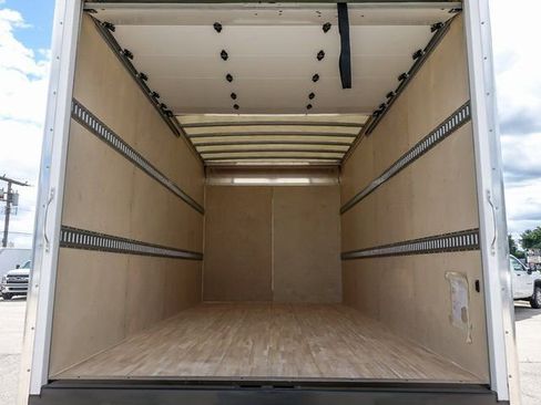 New 2025 Chevrolet Low Cab Forward image 9