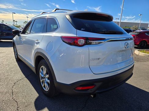 Used 2018 MAZDA CX-9 Touring w/ Touring Premium Package image 3
