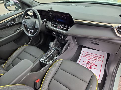 New 2026 Chevrolet TrailBlazer ACTIV w/ Convenience Package FWD image 16