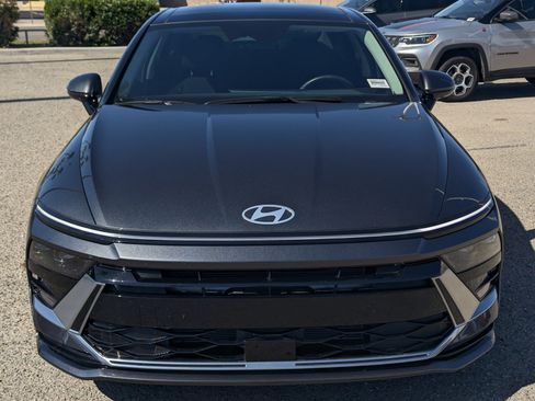 Used 2025 Hyundai Sonata SEL FWD image 6