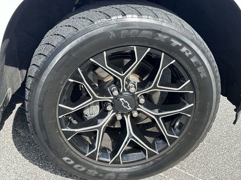 Used 2019 Chevrolet Silverado 1500 LT w/ All-Star Edition RWD image 32