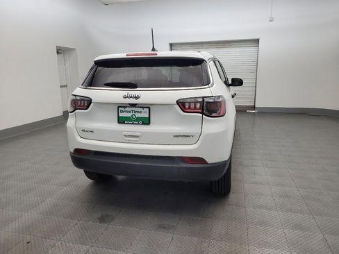 Used 2022 Jeep Compass Sport AWD/4WD image 7