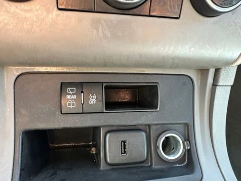 Used 2015 Chevrolet Traverse LS FWD image 12