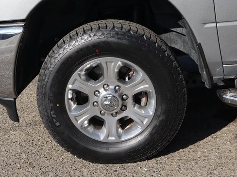 Used 2024 RAM 2500 Big Horn image 46