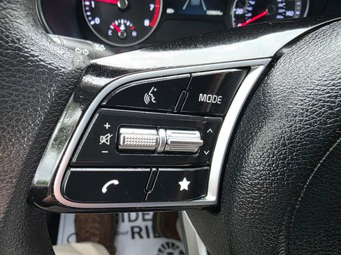Used 2022 Kia Forte LXS FWD image 30