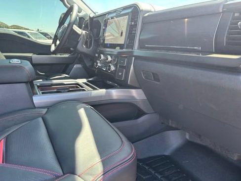 New 2026 Ford F250 Lariat w/ Black Appearance Package AWD/4WD image 24