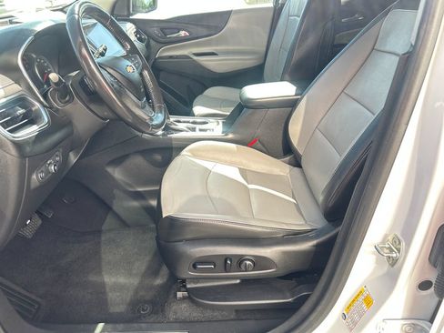 Used 2020 Chevrolet Equinox Premier AWD/4WD image 10