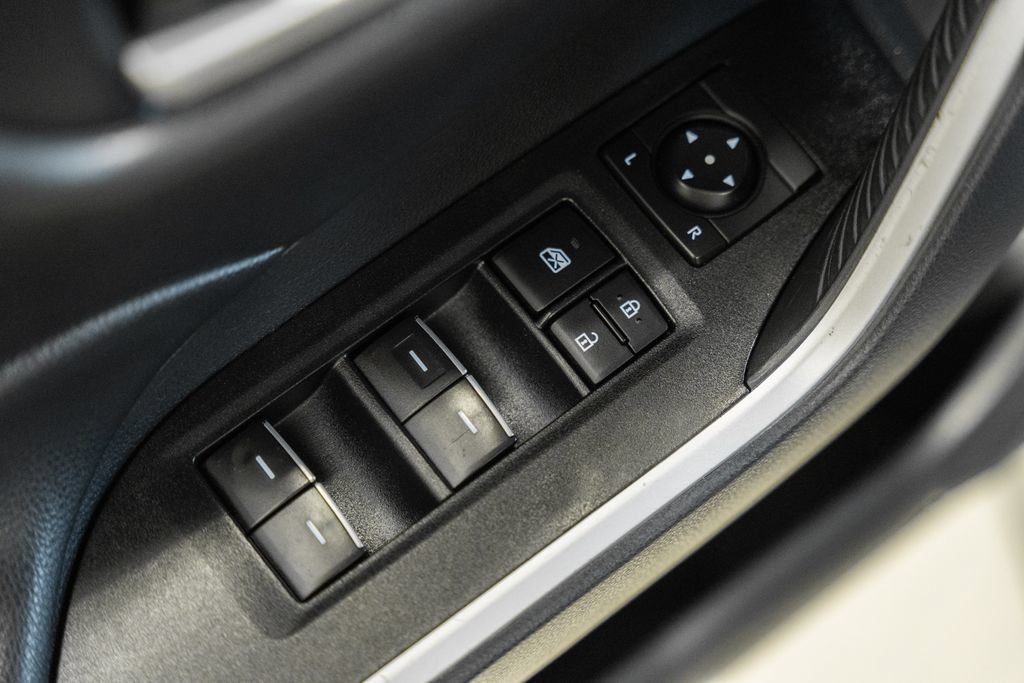 Certified 2025 Toyota RAV4 XLE AWD/4WD image 38
