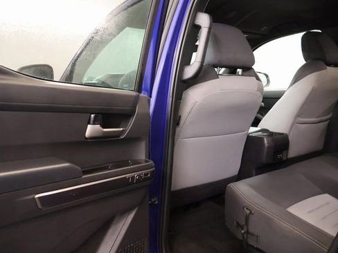 Used 2024 Toyota Tacoma TRD Off-Road image 26
