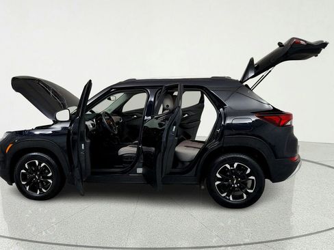 Used 2021 Chevrolet TrailBlazer LT w/ Convenience Package FWD image 10