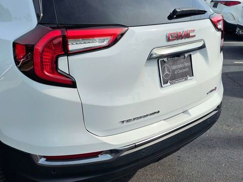 Used 2022 GMC Terrain AT4 w/ Tech Package AWD/4WD image 14