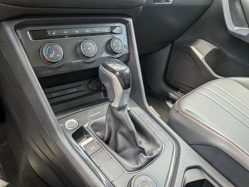 Used 2024 Volkswagen Tiguan Wolfsburg Edition AWD/4WD image 22