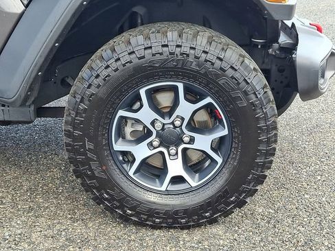 Used 2021 Jeep Wrangler Unlimited Rubicon w/ Cold Weather Group AWD/4WD image 8