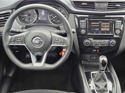 Used 2020 Nissan Rogue Sport S FWD image 10