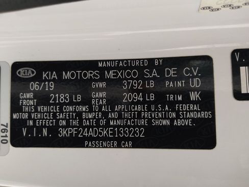 Used 2019 Kia Forte LXS FWD image 33